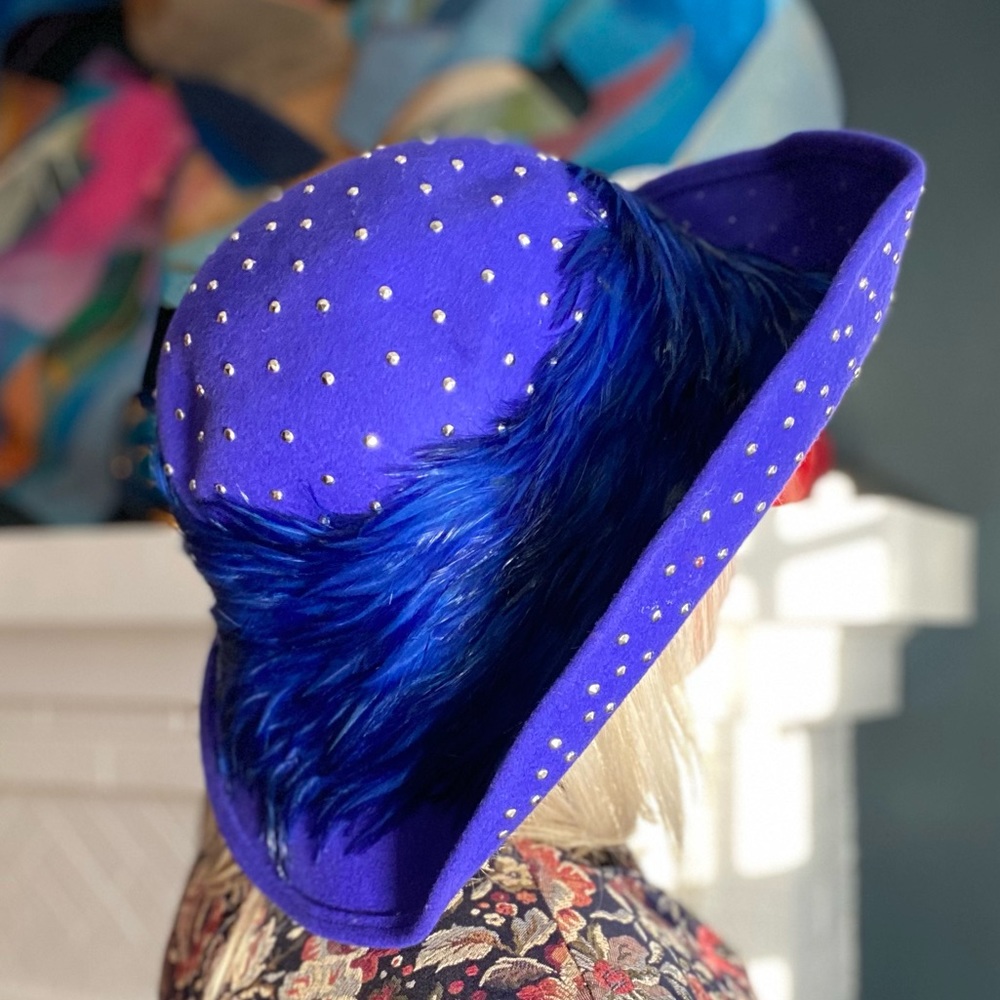 Vintage Mr. John classic purple bedazzled wool hat with blue feathers